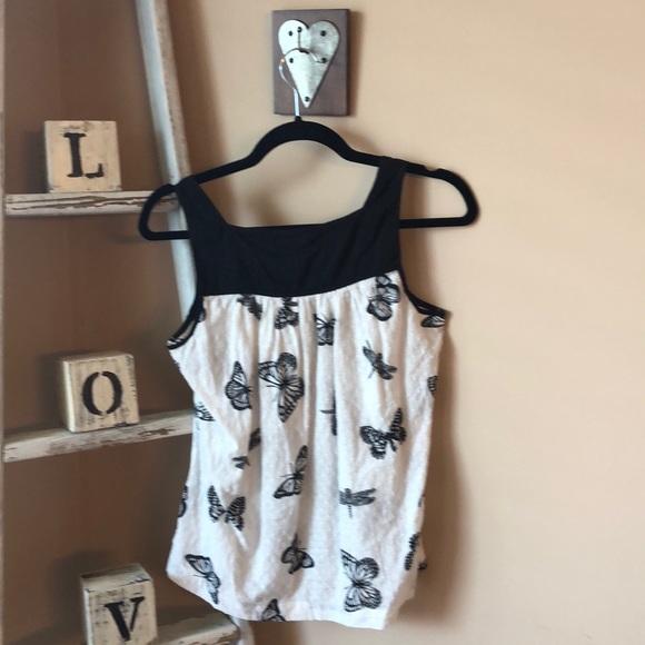 Shirt - Picture 3 of 6